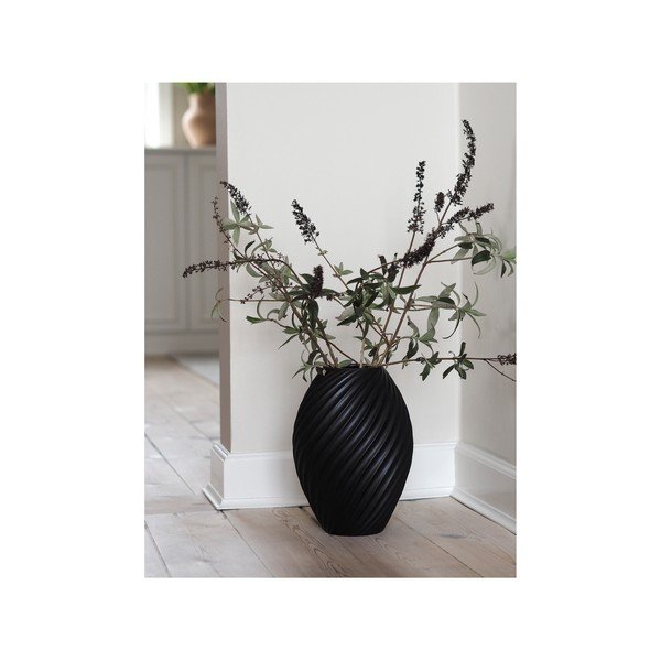 Vaza iz črnega porcelana Morsø River, višina 26 cm-image-1