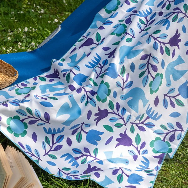 Modro-bela kopalna brisača iz mikrovlaken Rex London Folk Doves, 70 x 150 cm-image-1