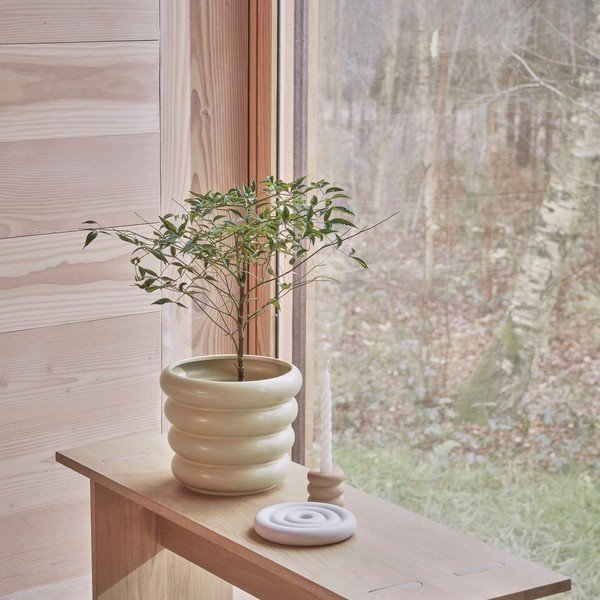 Klop iz masivnega lesa v naravni barvi Kotai – OYOY Living Design-image-3
