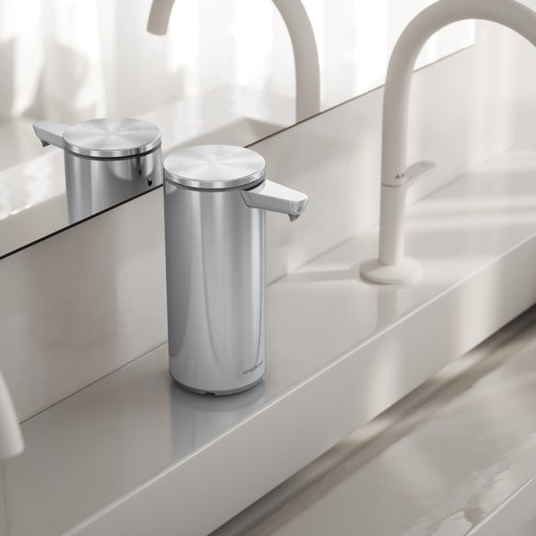 Jeklen avtomatski dozirnik za milo v mat srebrni barvi 266 ml – simplehuman-image-1