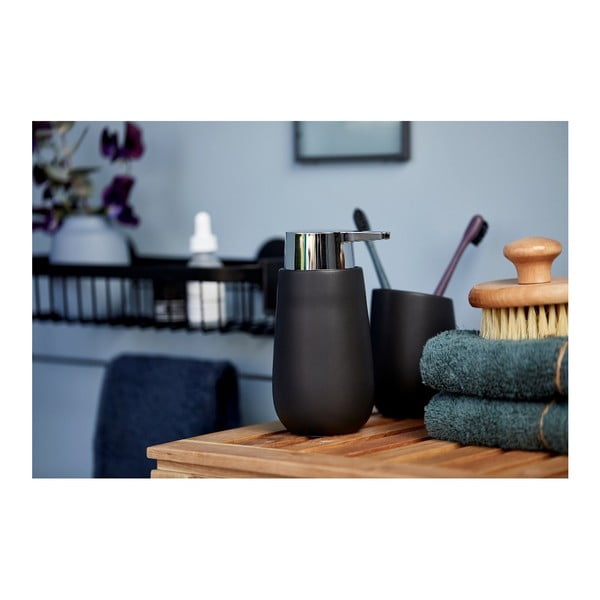 Črn dozirnik za milo Wenko Badi-image-3