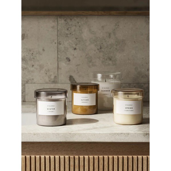 Dišeča sveča iz sojinega voska čas gorenja 45 h Valoa Autumn – Blomus-image-1