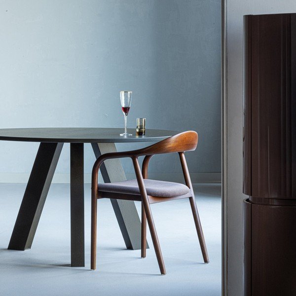 Okrogla jedilna miza iz masivnega hrasta ø 129 cm Rhonda – WOOOD-image-3