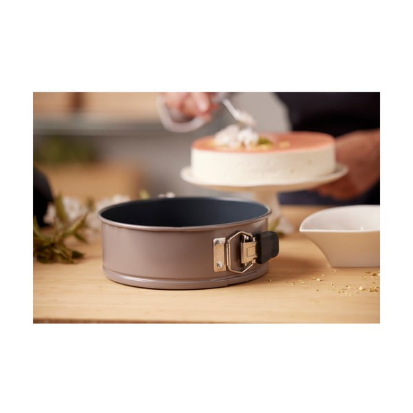 Jeklen model za torto ø 24 cm – Blomsterbergs-image-1