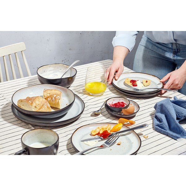 Črna/bež skodelica iz kamenine 420 ml Lunar – Salt&Pepper-image-4
