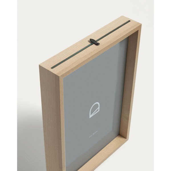 Stoječ okvir v naravni barvi 22,5x31,5 cm Flavina – Kave Home-image-3
