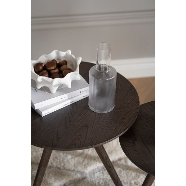 Okrogla stranska mizica z mizno ploščo v hrastovem dekorju ø 50 cm Yumi – Rowico-image-3