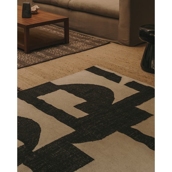 Črna/kremno bela obojestranska ročno tkana preproga iz mešanice jute 160x230 cm Sotty – Kave Home-image-1