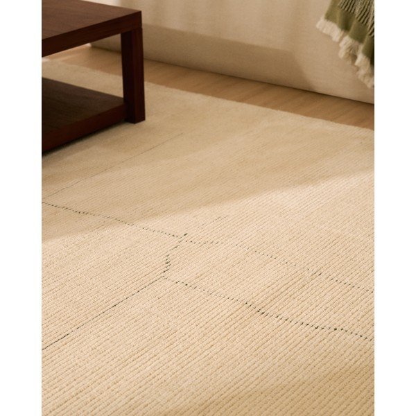 Kremno bela ročno tkana preproga iz mešanice bombaža 230x160 cm Lisdan – Kave Home-image-1