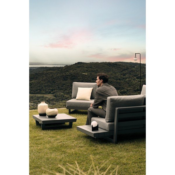 Črna kovinska LED zatemnitvena namizna svetilka s plastičnim senčilom (višina 16 cm) Cardamom – Bizzotto-image-1