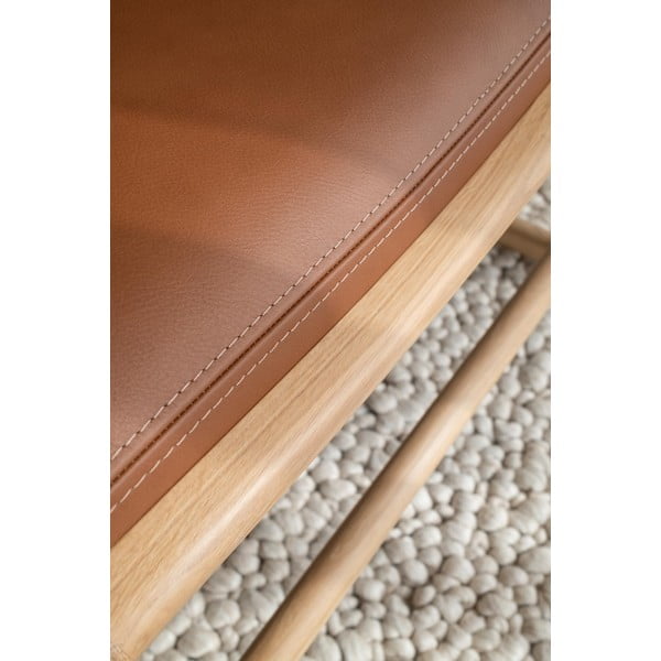 Tabure z masivno hrastovo konstrukcijo in detajli iz rjavega bivoljega usnja Gazzda Dedo-image-4