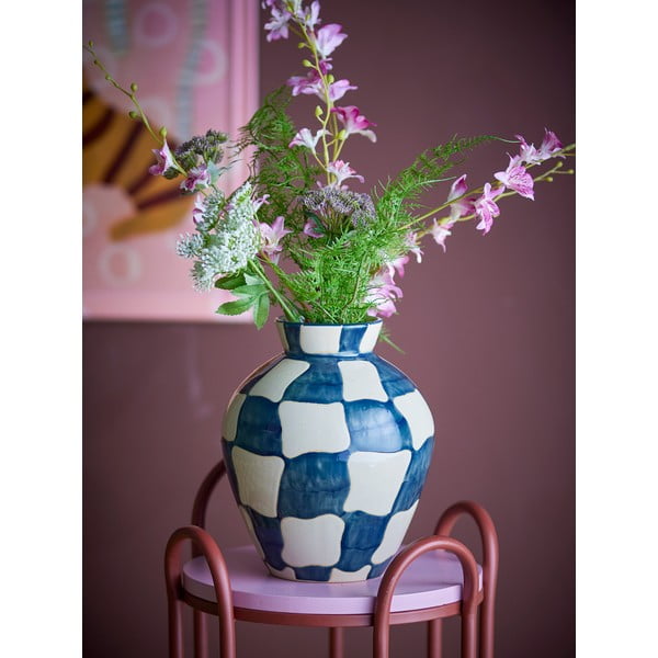 Modro-kremno bela steklena ročno poslikana vaza (višina 24 cm) Check – Bloomingville-image-1