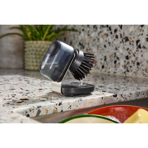 Krtačka za posodo z dozirnikom za detergent SinkTech – Joseph Joseph-image-1