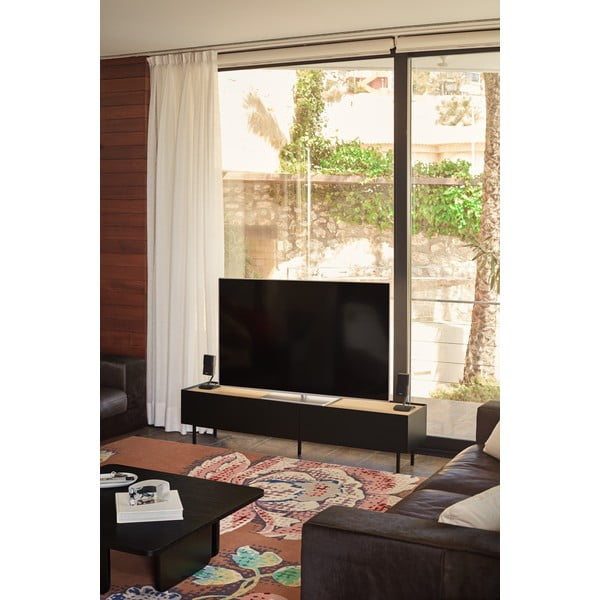 Črna TV omarica v hrastovem dekorju 180x45 cm Arista – Teulat-image-1