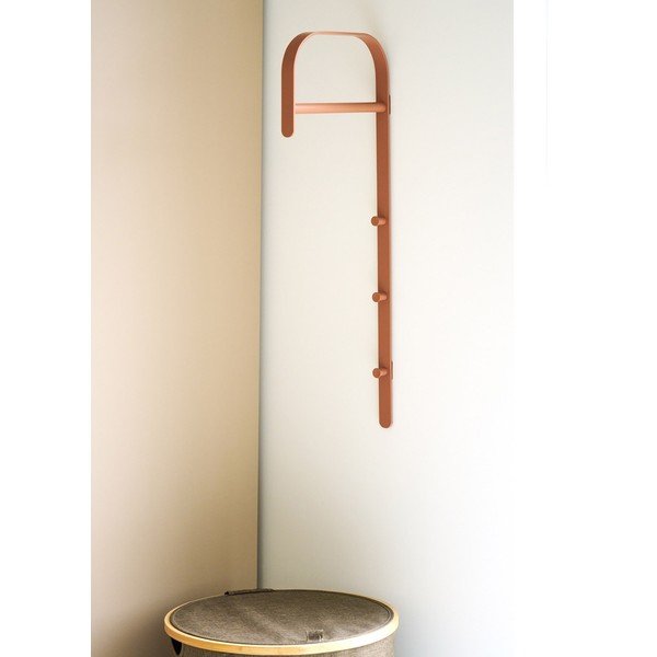 Kovinsko stensko stojalo za oblačila v konjak rjavi barvi 30x80x3 cm Gresto – House Nordic-image-1