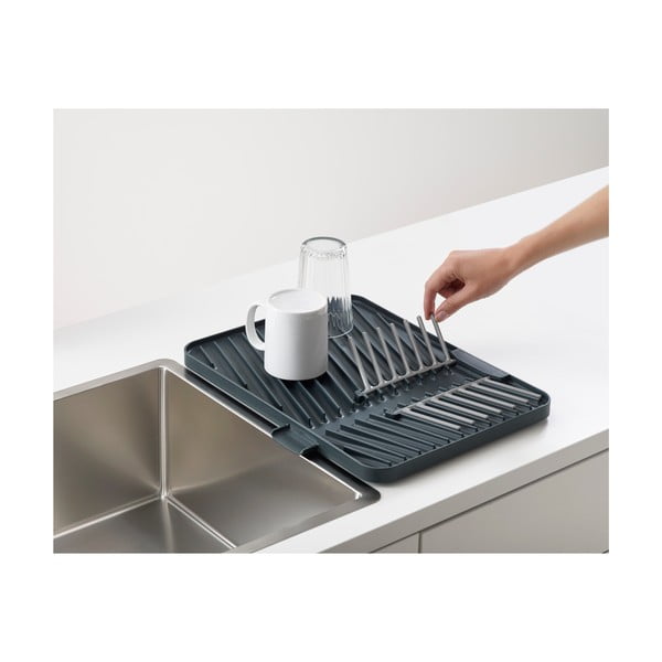 Črn odcejalnik Joseph Joseph Flin-Up-image-3