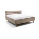 Bež oblazinjena zakonska postelja s prostorom za shranjevanje z letvenim dnom 180x200 cm Lotte – Meise Möbel