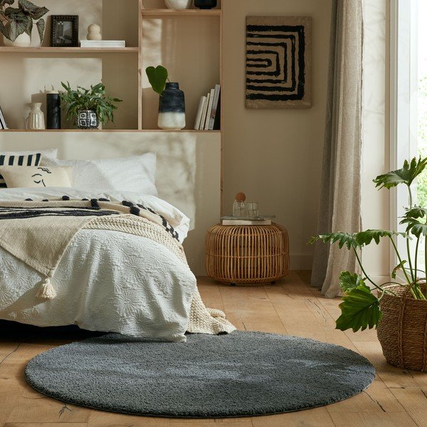 Temno siva pralna okrogla preproga iz recikliranih vlaken 180x180 cm Fluffy – Flair Rugs-image-1
