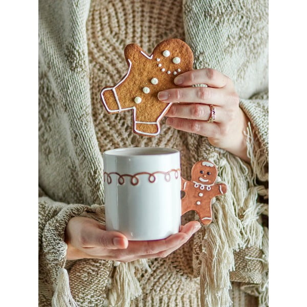 Kremno bela lončena skodelica z božičnim motivom 350 ml Ginnie – Bloomingville-image-1