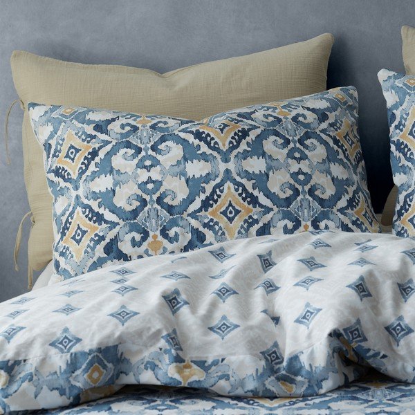 Modra/kremno bela posteljnina za zakonsko posteljo 200x200 cm Inara Ikat – Pineapple Elephant-image-3