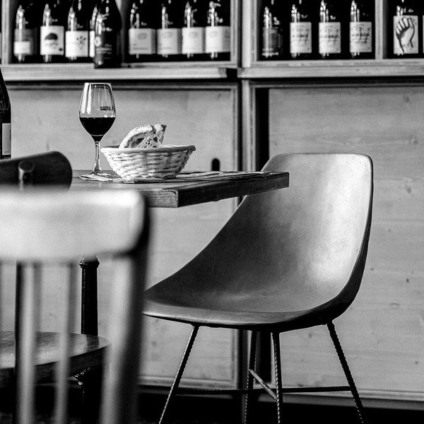 Betonski jedilni stol Lyon Béton  Hauteville-image-1