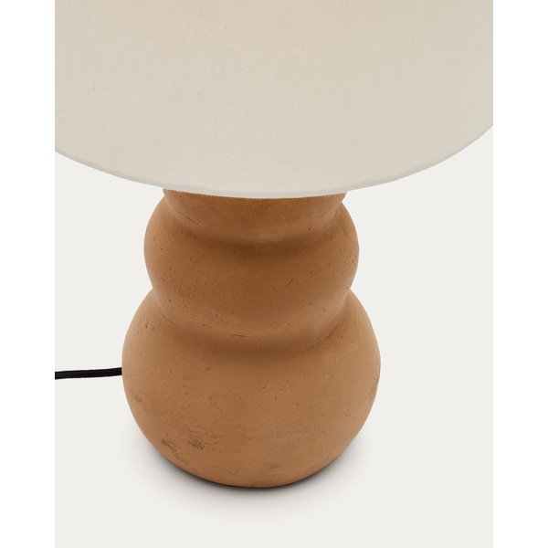 Lončena namizna svetilka v naravni barvi s tekstilnim senčilom (višina 55 cm) Madsen – Kave Home-image-2