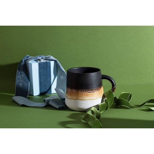 Črna lončena skodelica 360 ml Mojave – Sass & Belle-image-3