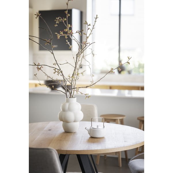 Okrogla raztegljiva jedilna miza v hrastovem dekorju ø 135 cm Maddock – Rowico-image-4