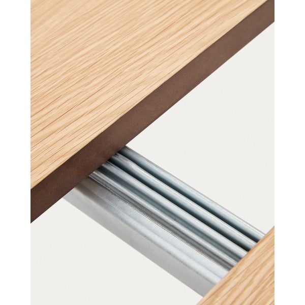 Okrogla raztegljiva jedilna miza v hrastovem dekorju ø 120 cm Montuiri – Kave Home-image-3