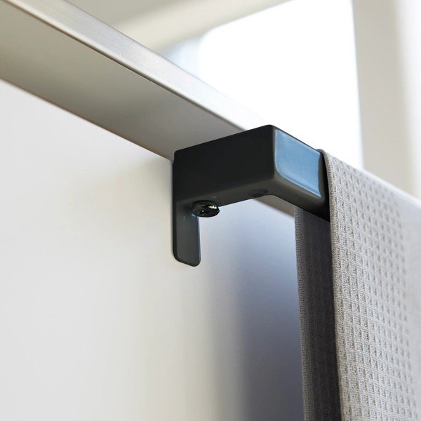 Črno viseče držalo za kuhinjske krpe Tower – YAMAZAKI-image-2