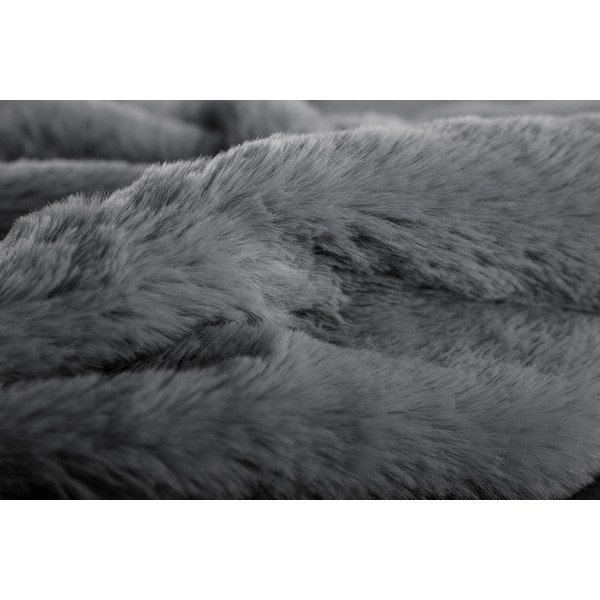 Siva odeja iz umetnega krzna 150x200 cm Ruby – Tiseco Home Studio-image-1