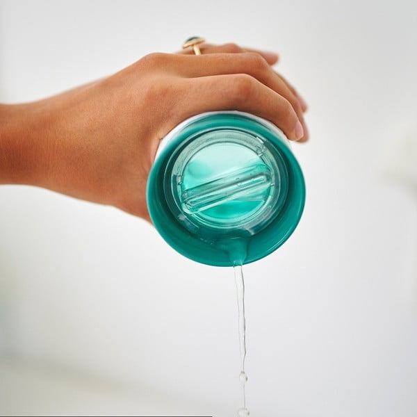 Svetlo rožnata otroška skodelica iz tritana 300 ml Flowers & butterflies – Mepal-image-1