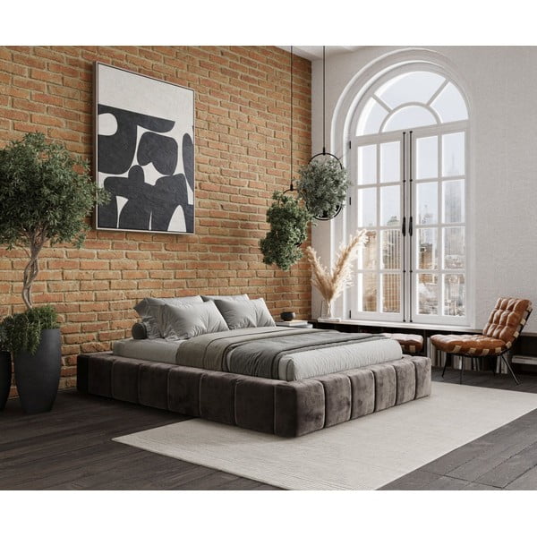 Rjava oblazinjena zakonska postelja s prostorom za shranjevanje z letvenim dnom 200x200 cm Aruba L – Maison de Rêve-image-1