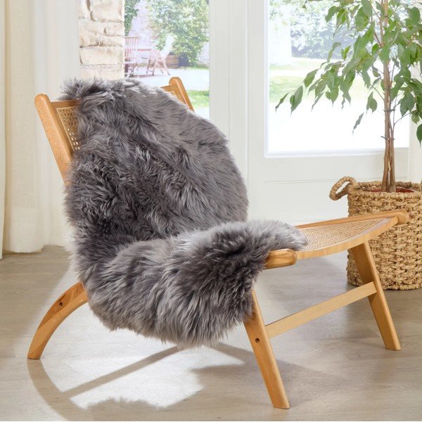 Siva ovčja koža Native Natural Sheep, 60 x 120 cm-image-1