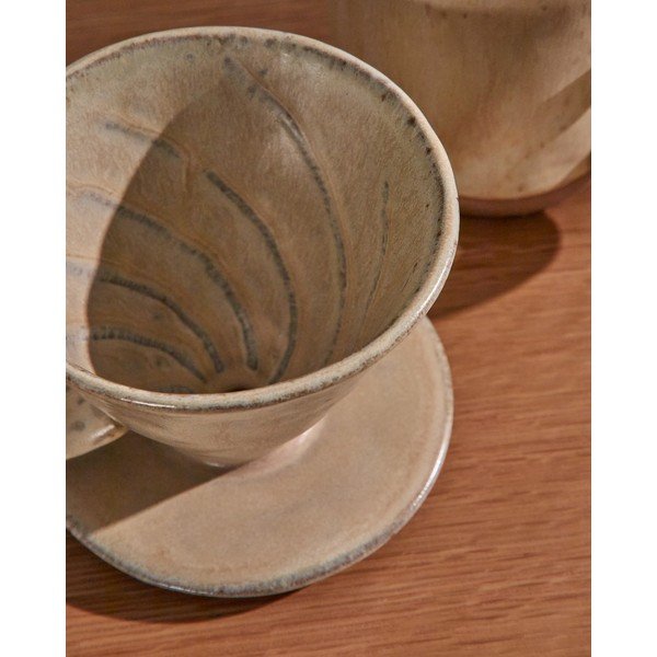 Keramičen dripper Zunel – Kave Home-image-4