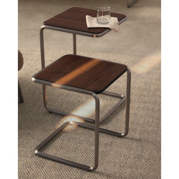 Stranska mizica v orehovem dekorju 42x42 cm Tarsel – Kave Home-image-1