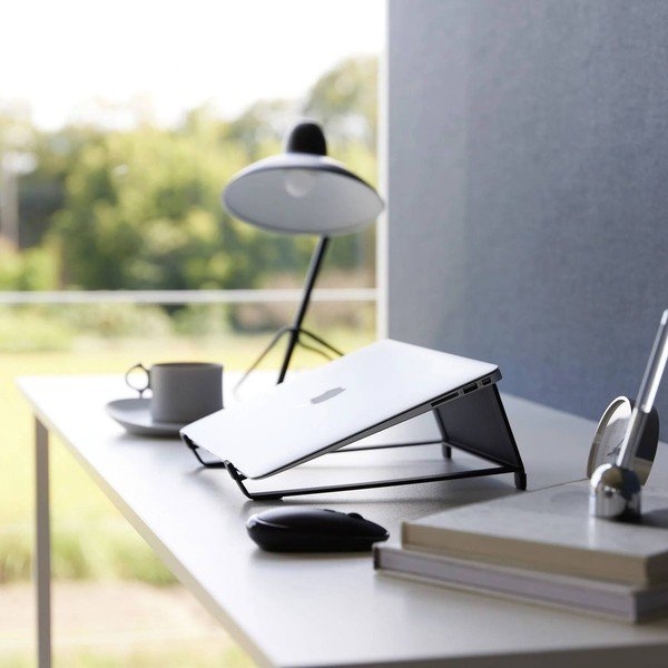 Črno kovinsko stojalo za prenosni računalnik Tower – YAMAZAKI-image-2