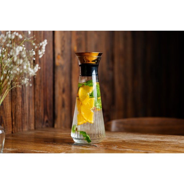Steklena karafa 900 ml Mia – Vialli Design-image-2
