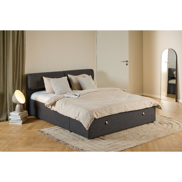 Temno siva oblazinjena zakonska postelja s prostorom za shranjevanje in z letvenim dnom 160x200 cm Calvi – Actona-image-1