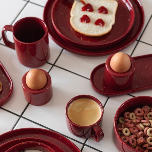 Porcelanast podstavek za jajca Fika – ONA-image-1