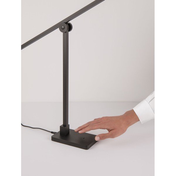 Mat črna kovinska LED namizna svetilka z upogljivo konstrukcijo/zatemnitvena (višina 47 cm) Tenso – Nova Luce-image-3