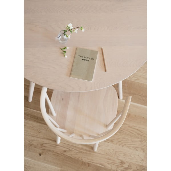 Okrogla jedilna miza s ploščo v hrastovem dekorju 115x115 cm Yumi - Rowico-image-2