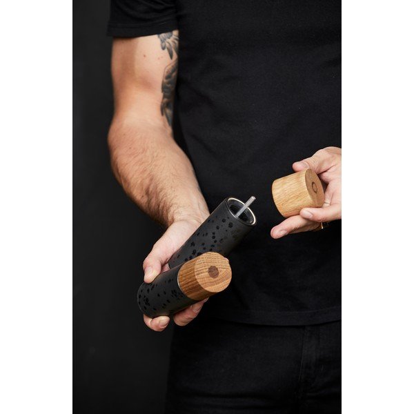 Črn keramičen komplet mlinčkov za poper in sol 2 ks Gastro Black – Bitz-image-2