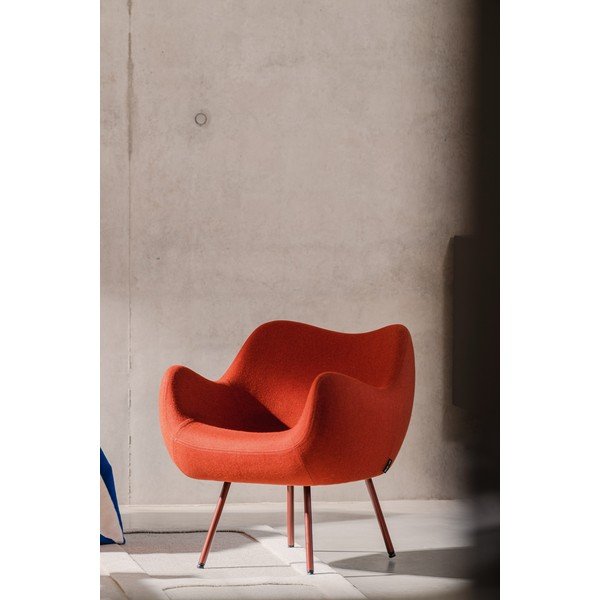 Rdeč fotelj iz volne RM58 – noo.ma-image-1