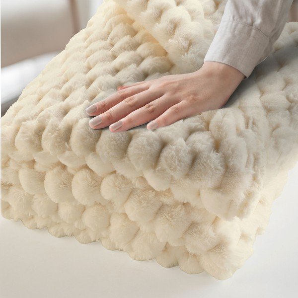 Slonokoščena odeja iz mikropliša 180x220 cm Frosty – douceur d'intérieur-image-2