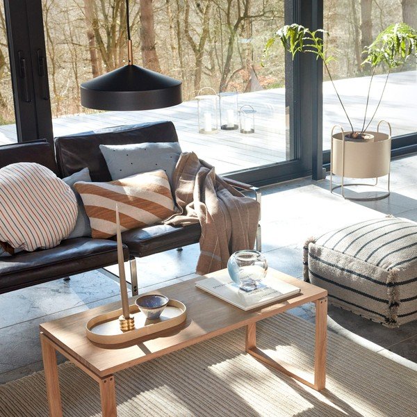 Črna kovinska viseča svetilka ø 30 cm Hatto – OYOY Living Design-image-1