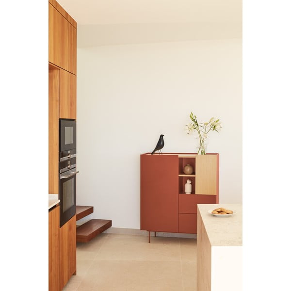 Opečnato oranžna/naravna visoka komoda v hrastovem dekorju 100x120 cm Otto – Teulat-image-1