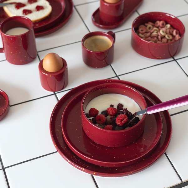 Bordo rdeča porcelanasta skledica 500 ml Fika – ONA-image-1