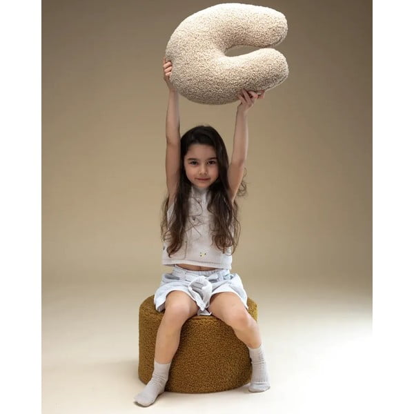 Svetlo rjava otroška blazina bouclé U – Wigiwama-image-2