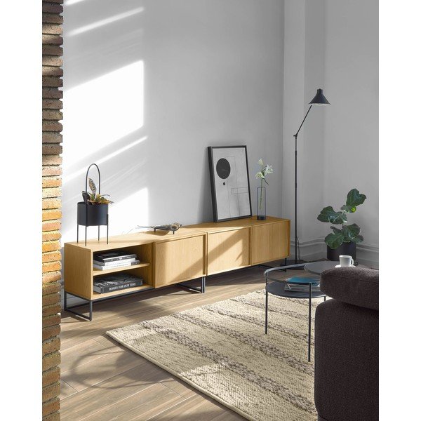 TV omarica v hrastovem dekorju v naravni barvi 112x51x42 cm Taiana – Kave Home-image-1